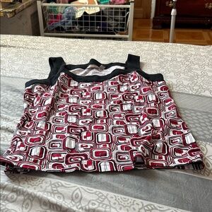 Geometric Patterned Tank Top - Black and Red